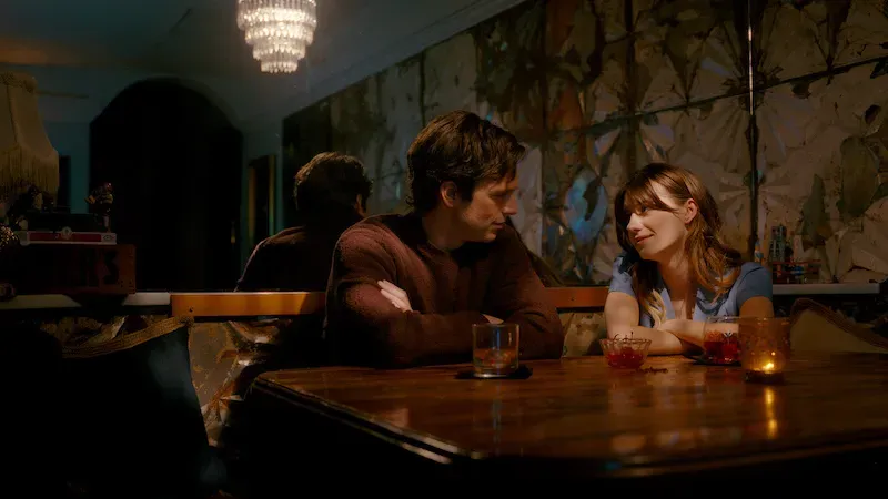 8ccg386d4midnight_Fresh_still1.jpeg_2022_01.webp
