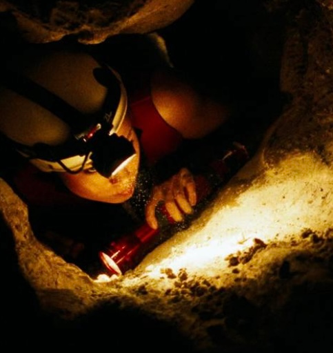 The Descent film still 2 