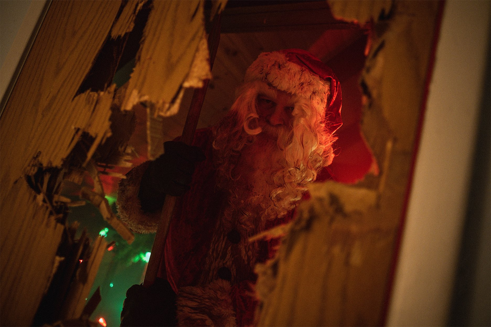 christmas-bloody-1_2022_12.png