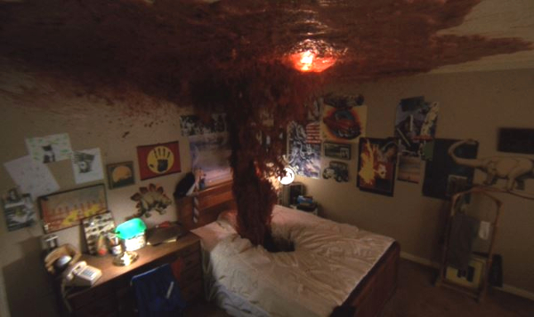 nightmare-on-elm-street-1984-glenn-johnny-depp-bed-death-review_2021_06.jpg