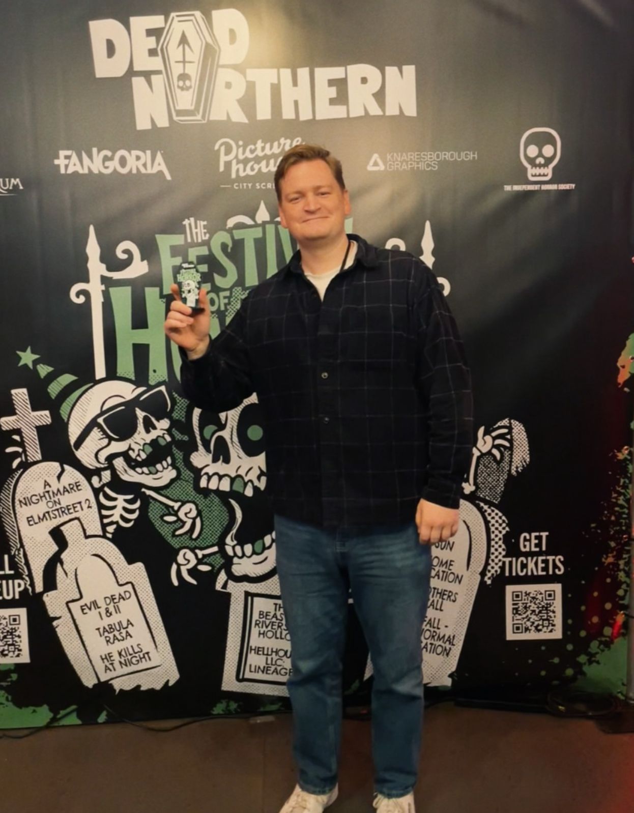 Kris director with award for best short